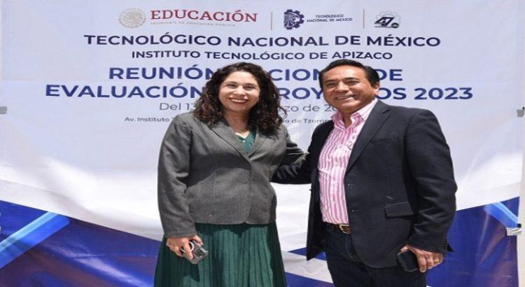 Jorge Corichi resalta bondades de Tlaxcala Capital ante investigadores del país