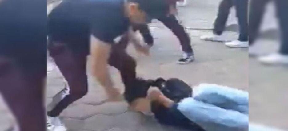 Estudiante queda inconsciente tras recibir golpiza de compañeros en Tlaxcala