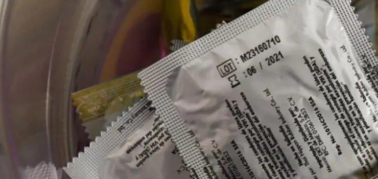 Alerta Cofepris por condones falsificados