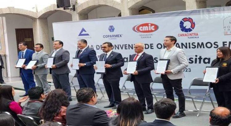 Sector empresarial y gobierno firman convenio: “Tlaxcala nos necesita unidos”