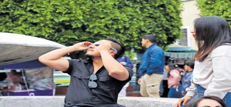 Secretaria de Salud Tlaxcala pide usar visores para observar el eclipse de sol