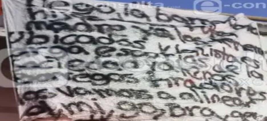 Aparece manta con amenaza en Tlaxcala; advierten que llega “la barredora”