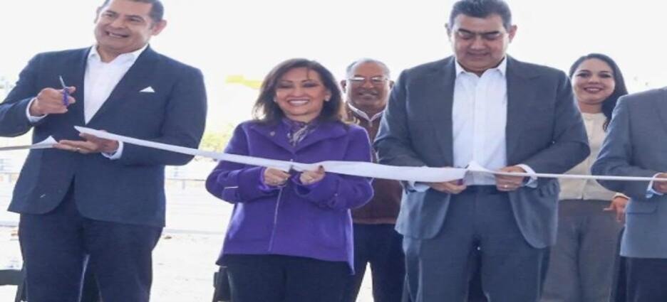Gobiernos de Tlaxcala y Puebla reafirman hermanamiento de entidades