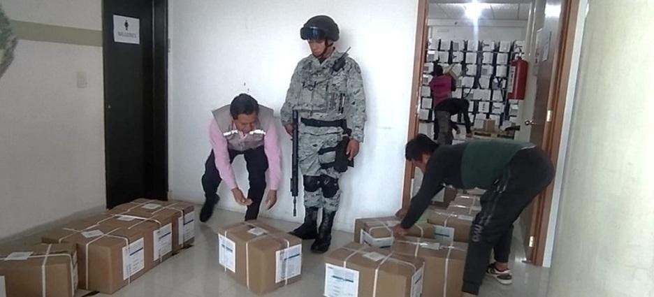 INE Tlaxcala recibe 6.4 millones de boletas electorales y listado nominal del PEEPJF 2024-2025