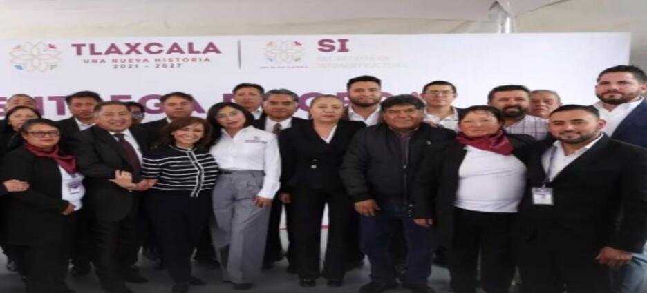 Gobernadora Lorena Cuéllar inaugura arco de acceso en Ixtacuixtla
