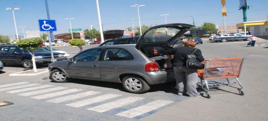 Automóviles en plazas de Tlaxcala atraen a ladrones