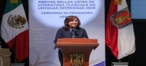 Gobernadora Lorena Cuellar entrega premio Bellas Artes de Tlaxcala en Lenguas Indígenas 2025