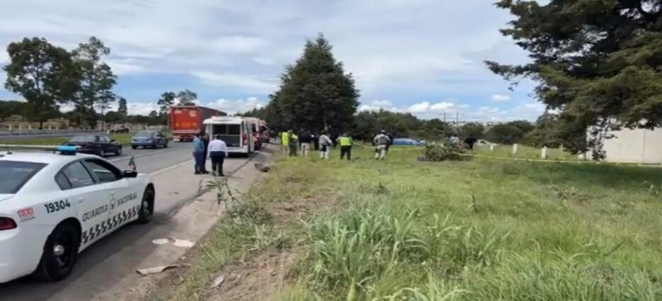 Mujer pierde la vida en Libramiento Apizaco al llevar a su hijo a un festejo patrio