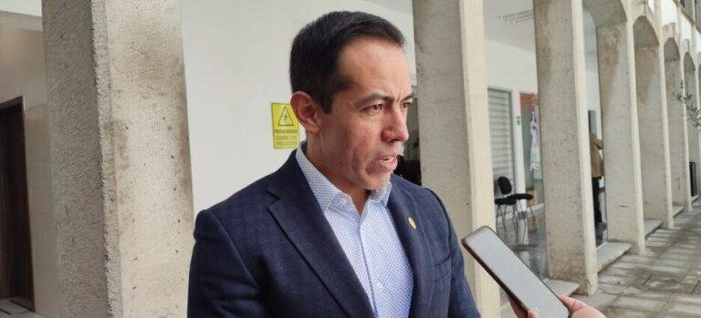 "Descuentos en impuestos para adultos mayores ya están contemplados": Zainos Flores