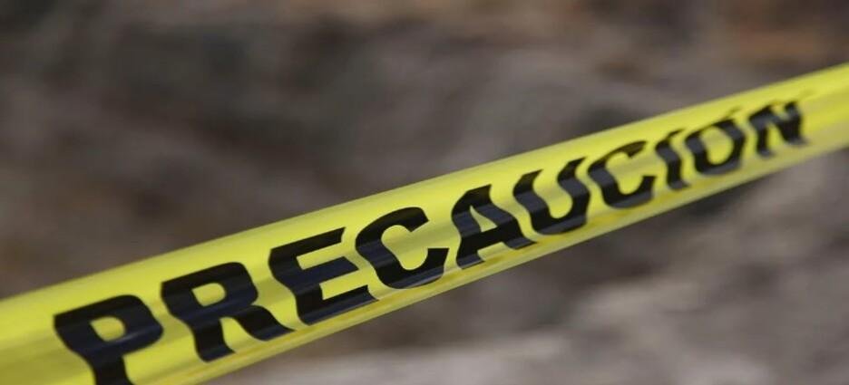 Conductor pierde la vida al chocar contra góndola en el Libramiento Apizaco