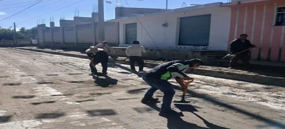 Siguen los trabajos de limpieza en diversos puntos de Tequexquitla