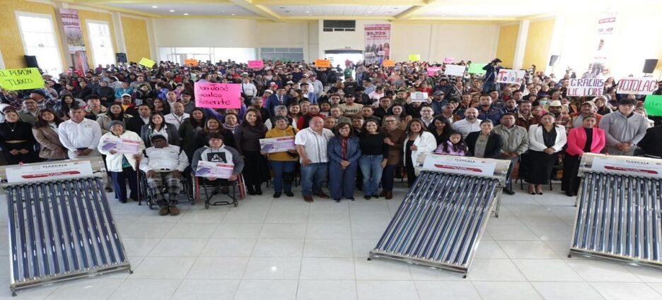La Secretaría de Bienestar estatal entregó 3,550 calentadores en beneficio de tlaxcaltenses