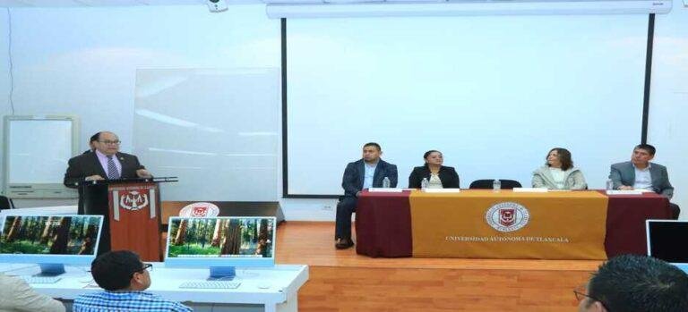 UATx actualiza a su personal administrativo en el uso de la IA