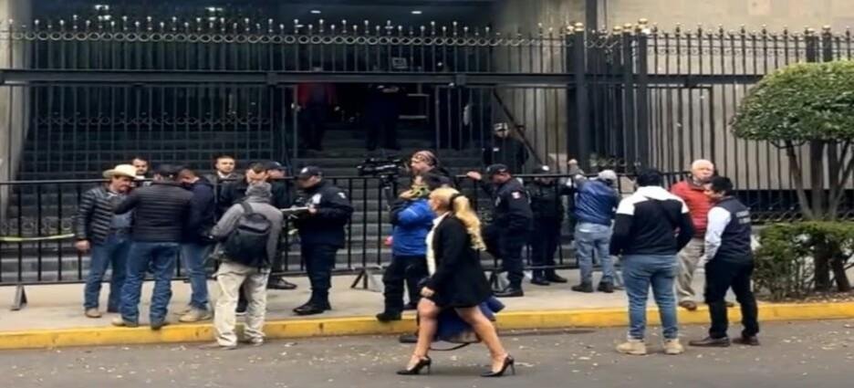 Segob pide a productores no bloquear carreteras; reitera diálogo institucional