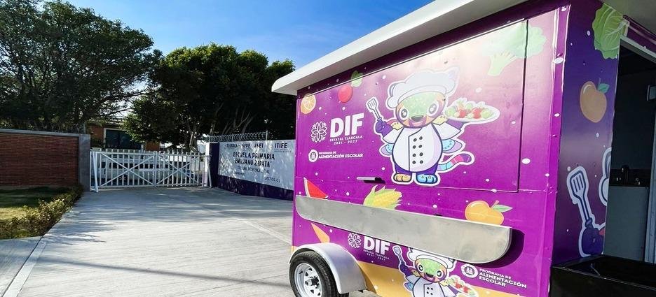 Ayuntamiento entrega cocinas móviles a escuelas de Tlaxcala