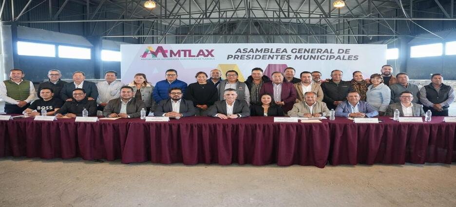 Alfonso Sánchez García encabeza la primera sesión ordinaria de la AAMTLAX 2026