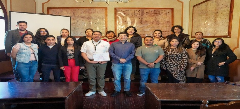 Personal del Ayuntamiento se capacita en cultura de la paz para fortalecer la atención ciudadana