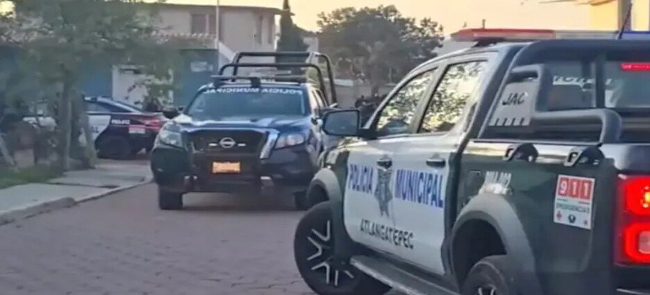 Comando armado ejecuta a 5 hombres frente a un Jardín de Niños en Tlaxcala