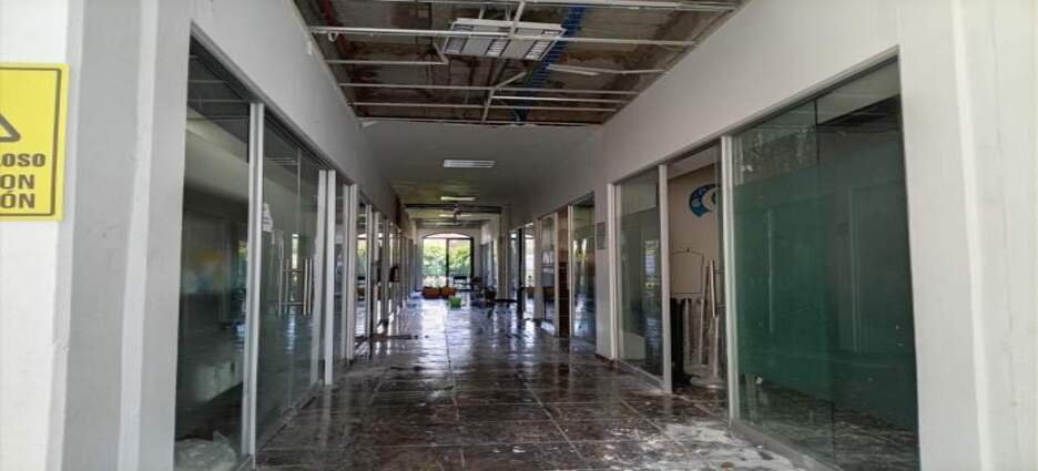 Lluvias dañan oficinas en el Congreso