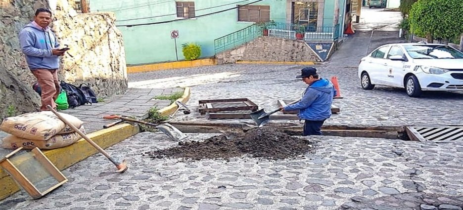 Inicia limpieza de rejillas en coladeras ante temporada de lluvias