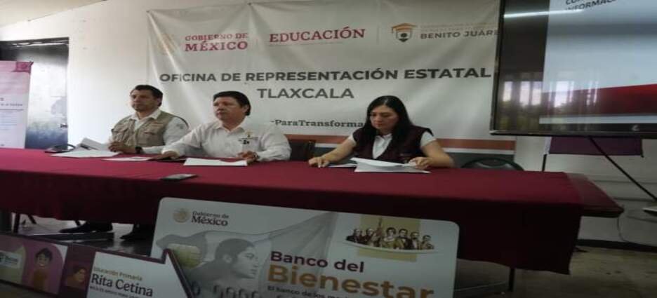 Reportan 47.9% de avance en entrega de medio de pago para uniformes y útiles en Tlaxcala