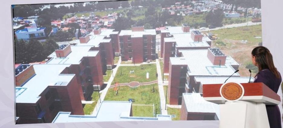 Infonavit entrega 88 viviendas en Tlaxcala